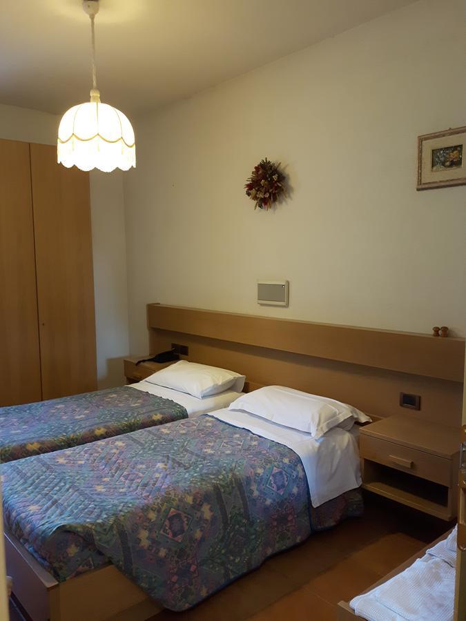 Hotel Pizzo Degli Uccelli 카스텔로 테시노 외부 사진